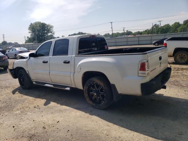 2007 Mitsubishi Raider LS