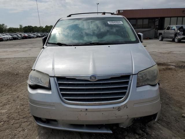 2010 Chrysler Town & Country Touring