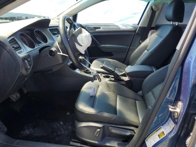 2017 Volkswagen Golf Sportwagen S
