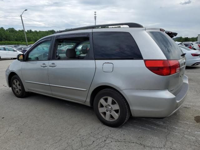 2004 Toyota Sienna CE