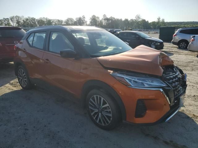 2022 Nissan Kicks SV