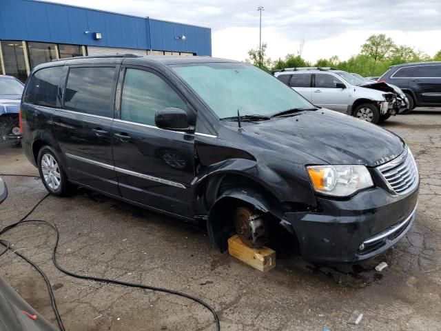 2016 Chrysler Town & Country Touring