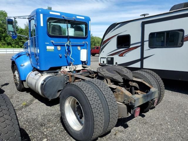 2013 Peterbilt 337