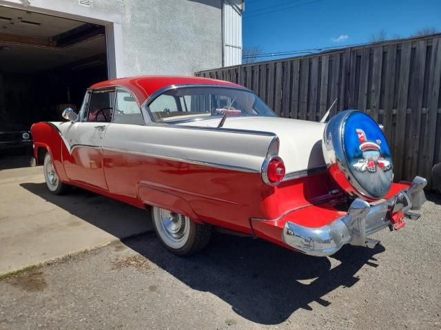 1955 Ford Victoria