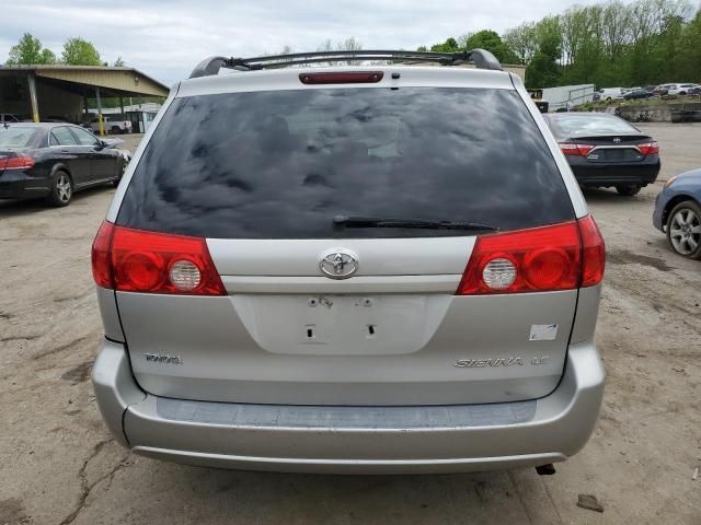 2007 Toyota Sienna CE