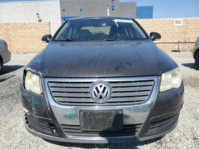 2006 Volkswagen Passat 2.0T Luxury