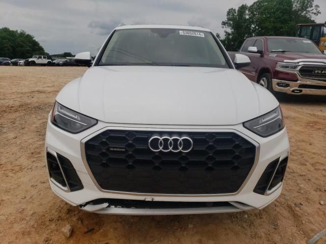 2022 Audi Q5 Premium 45