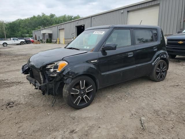 2010 KIA Soul +