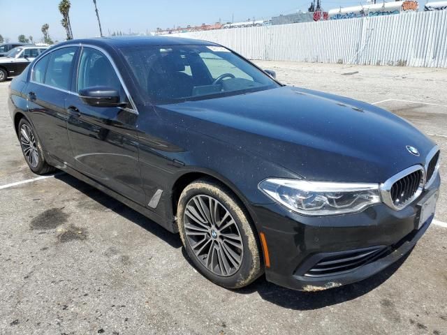 2019 BMW 530E