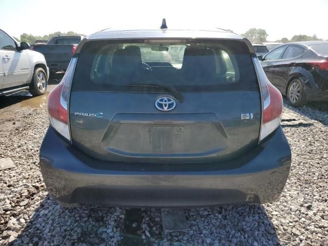 2015 Toyota Prius C