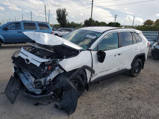 2019 Toyota Rav4 LE