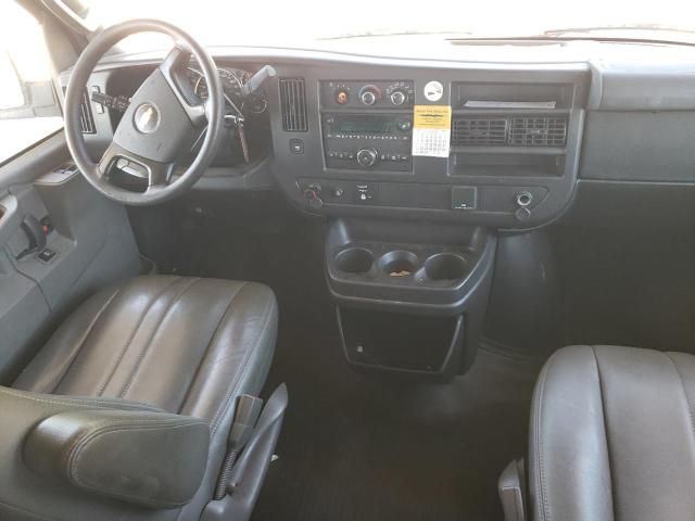 2016 Chevrolet Express G2500