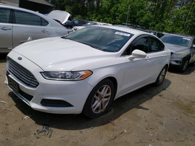 2016 Ford Fusion SE