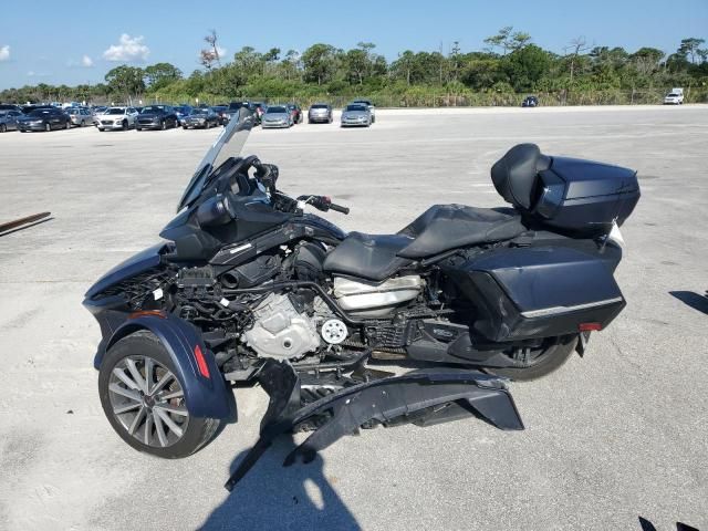 2022 Can-Am Spyder Roadster RT