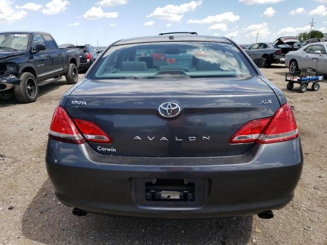 2010 Toyota Avalon XL