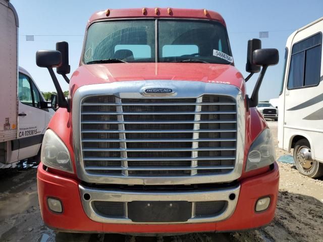 2017 Freightliner Cascadia 113