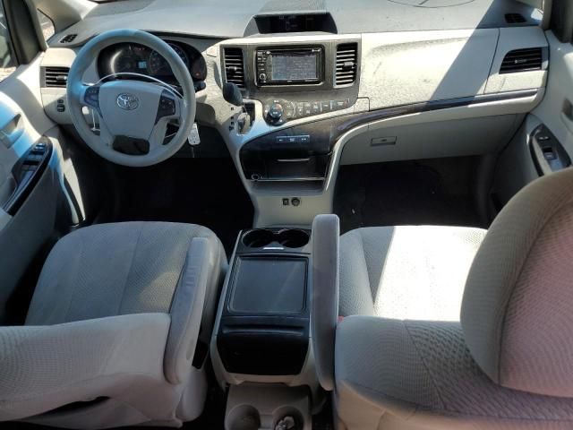 2014 Toyota Sienna LE