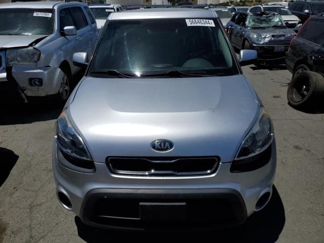 2013 KIA Soul +