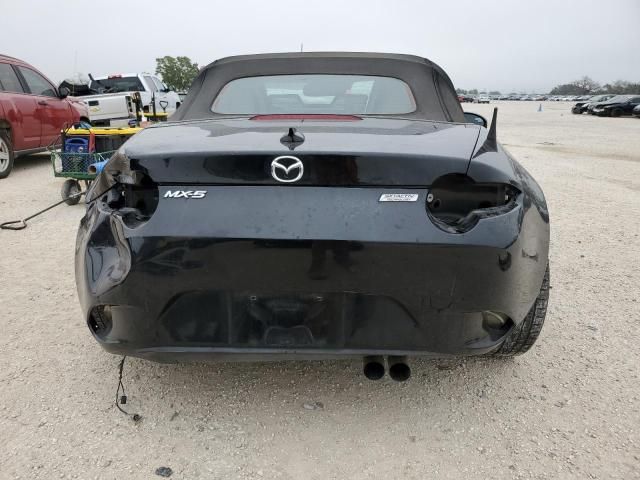 2016 Mazda MX-5 Miata Grand Touring