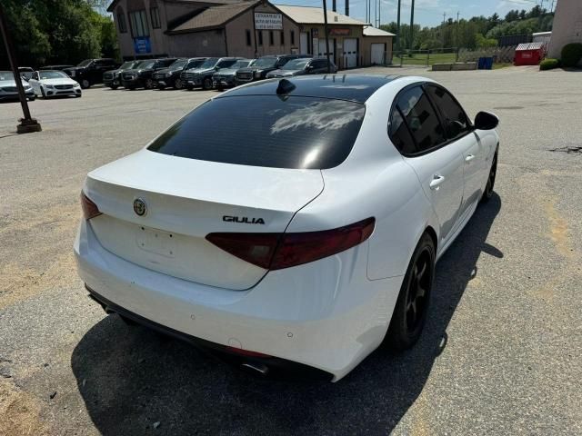 2018 Alfa Romeo Giulia TI Q4