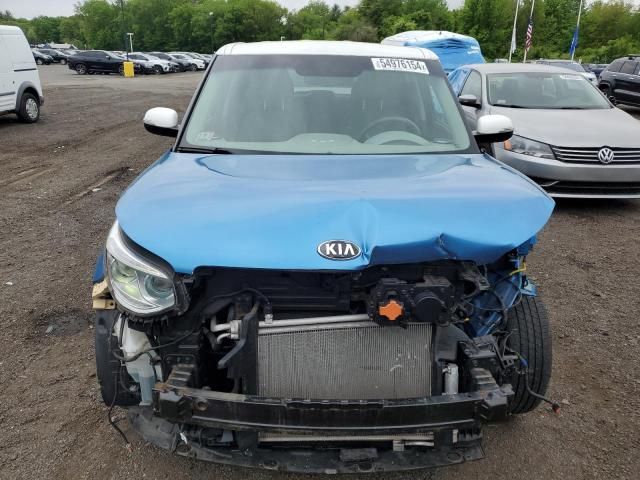 2016 KIA Soul EV +