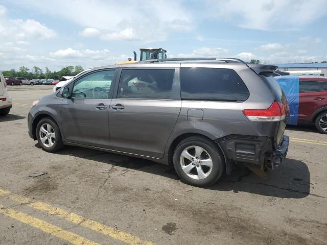 2012 Toyota Sienna LE