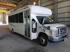 2012 Ford Econoline E450 Super Duty Cutaway Van