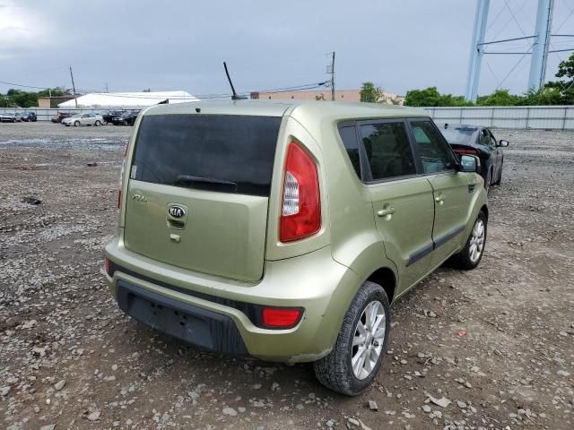 2013 KIA Soul +