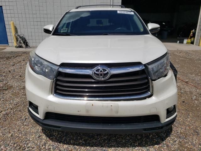 2015 Toyota Highlander LE