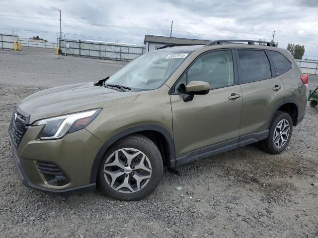 2022 Subaru Forester Premium