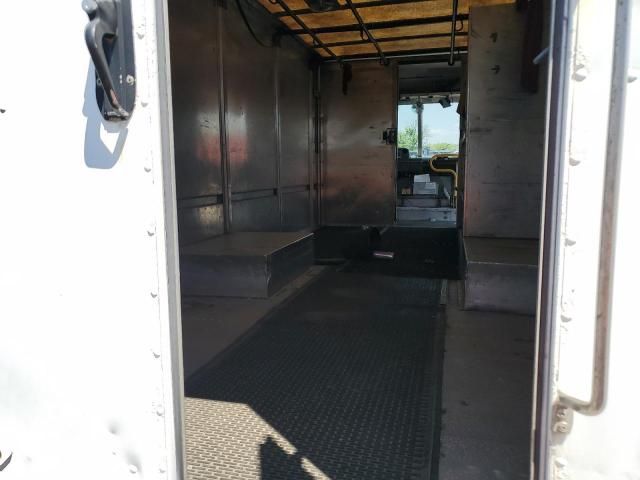 2000 Freightliner Chassis M Line WALK-IN Van