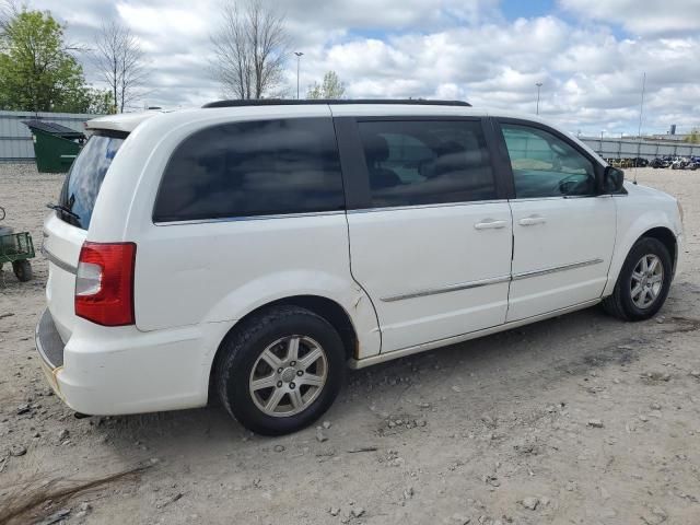 2012 Chrysler Town & Country Touring