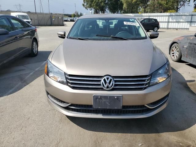 2015 Volkswagen Passat S