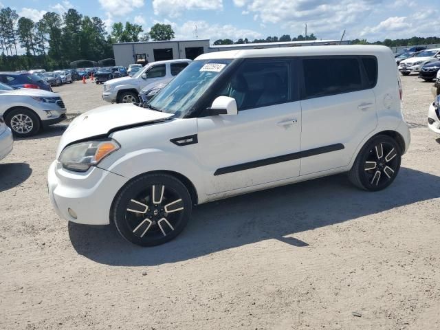 2011 KIA Soul +