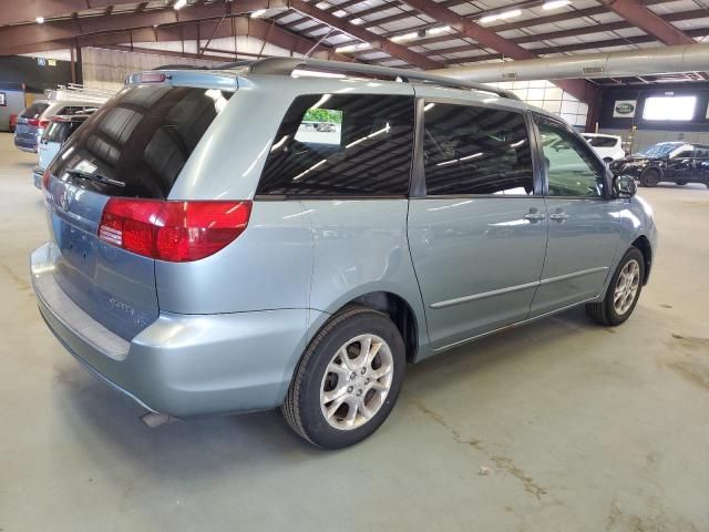 2005 Toyota Sienna LE