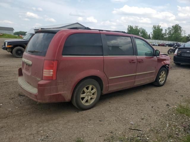 2010 Chrysler Town & Country Touring