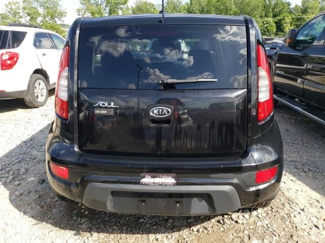 2012 KIA Soul +