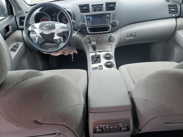 2013 Toyota Highlander Base