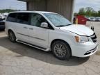 2014 Chrysler Town & Country Touring L