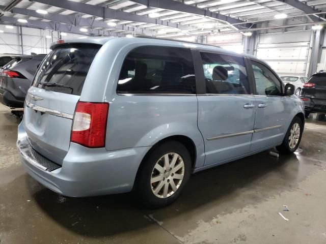 2013 Chrysler Town & Country Touring