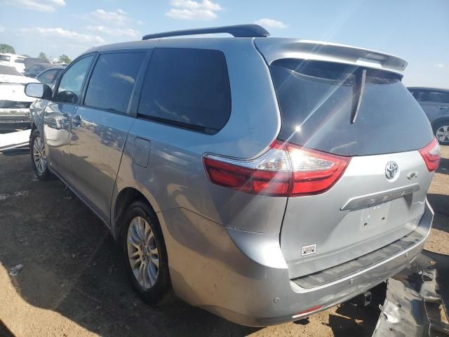 2015 Toyota Sienna XLE