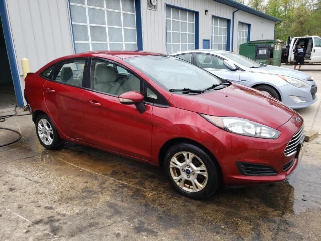 2015 Ford Fiesta SE