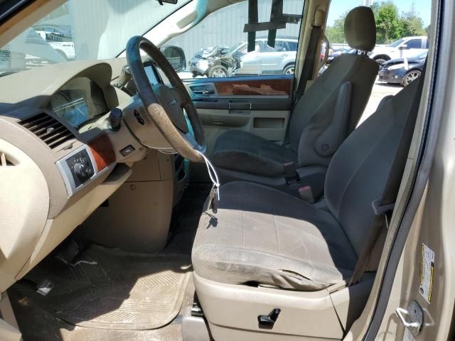 2009 Chrysler Town & Country Touring