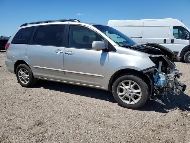 2005 Toyota Sienna XLE