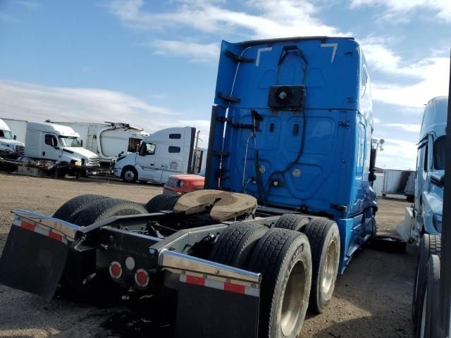 2018 Freightliner Cascadia 1