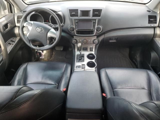 2013 Toyota Highlander Base