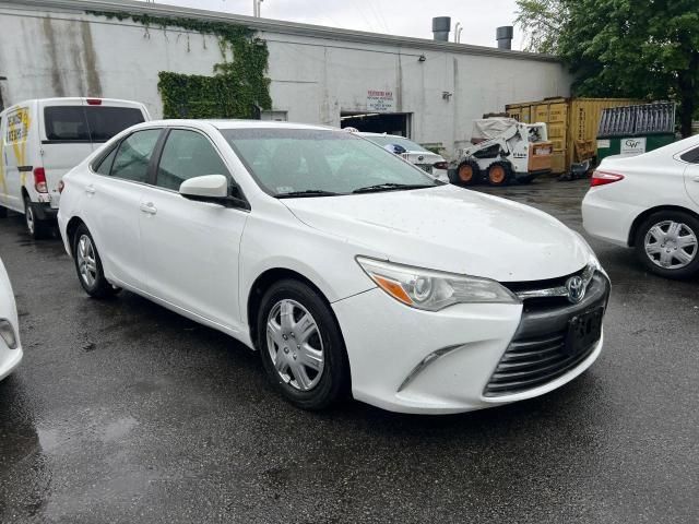 2015 Toyota Camry Hybrid