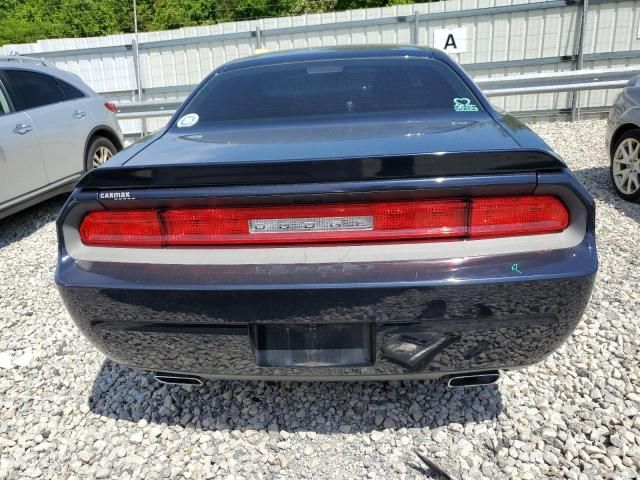 2012 Dodge Challenger SXT