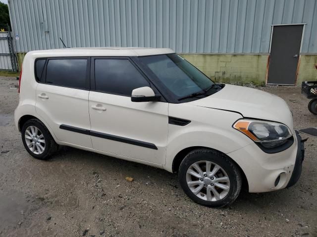 2013 KIA Soul +