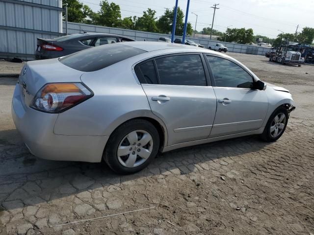 2011 Nissan Altima Base